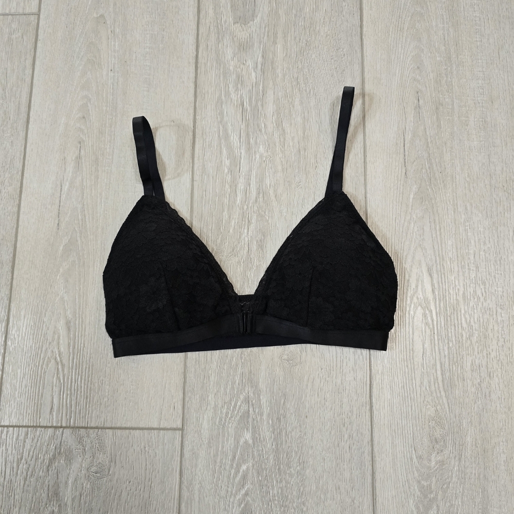 Elegant Black Lace Bra